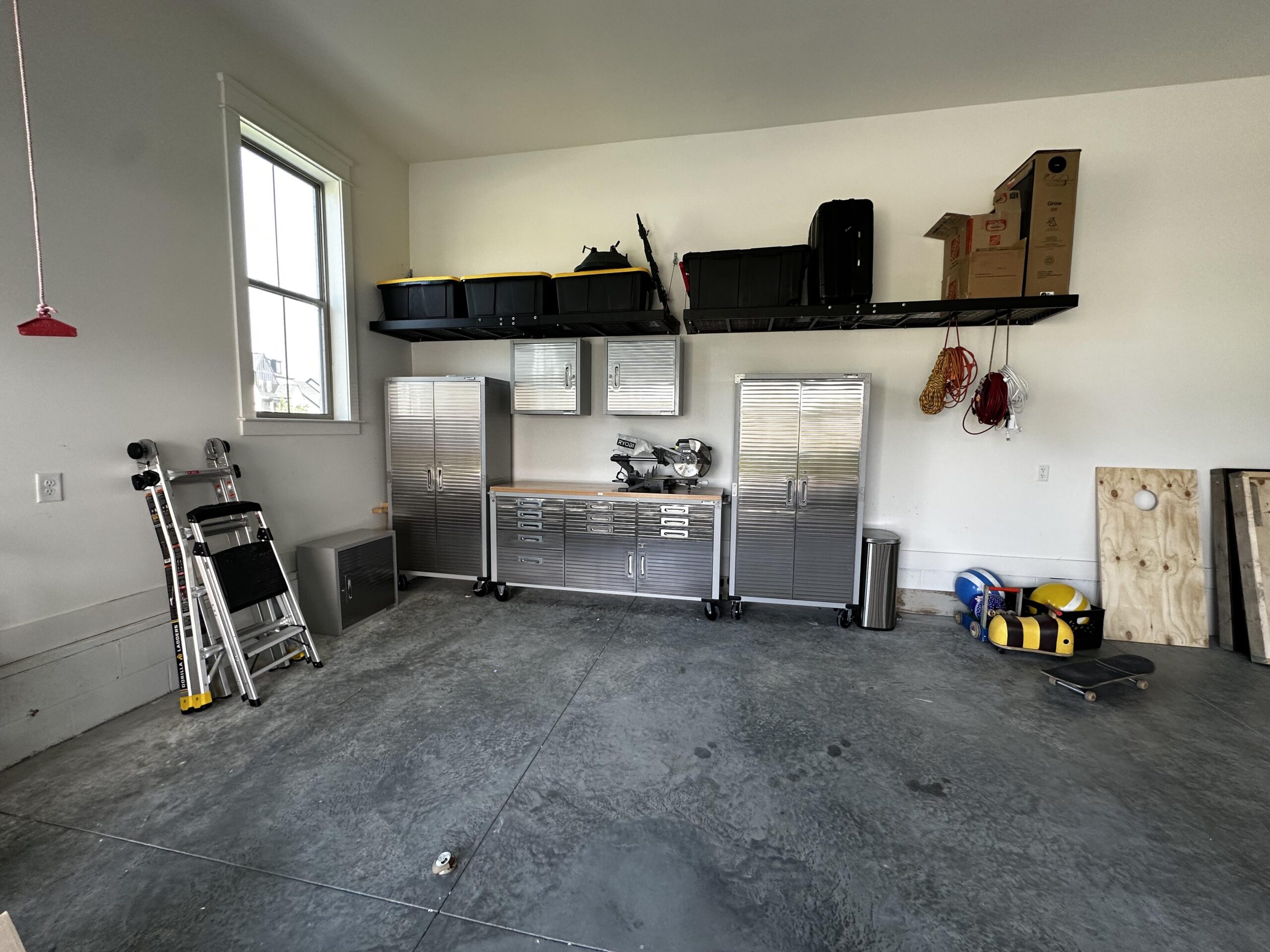 2 Install Residential Garage Epoxy Flooring